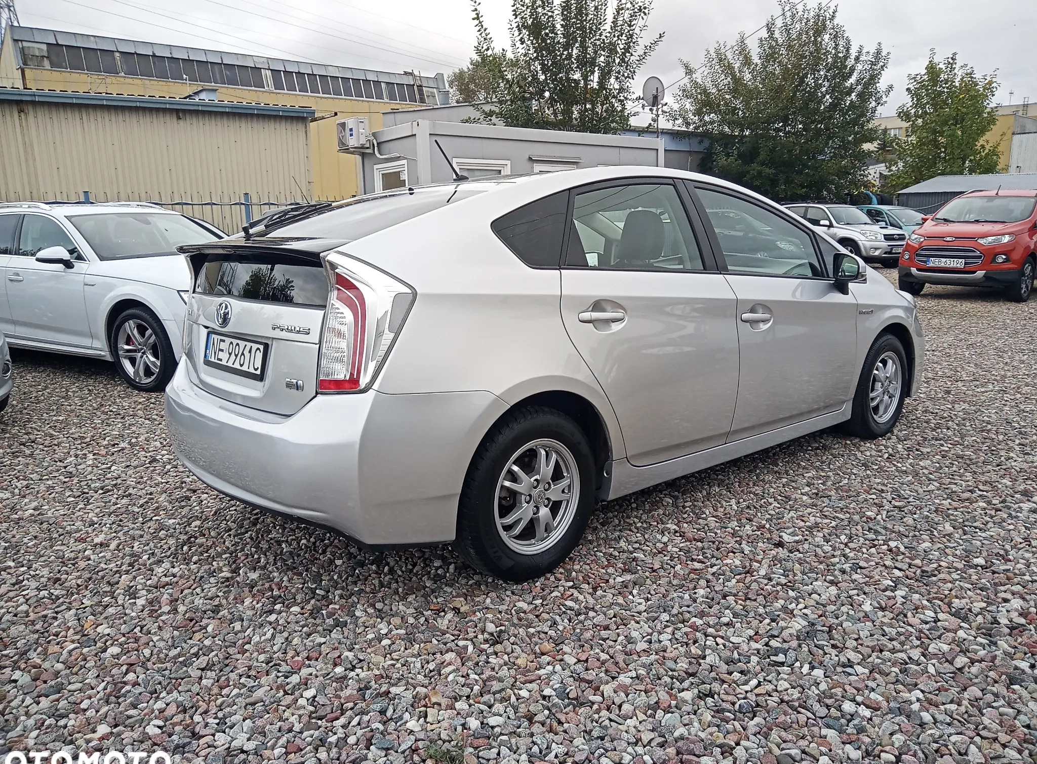 Toyota Prius cena 49900 przebieg: 142530, rok produkcji 2013 z Żnin małe 742